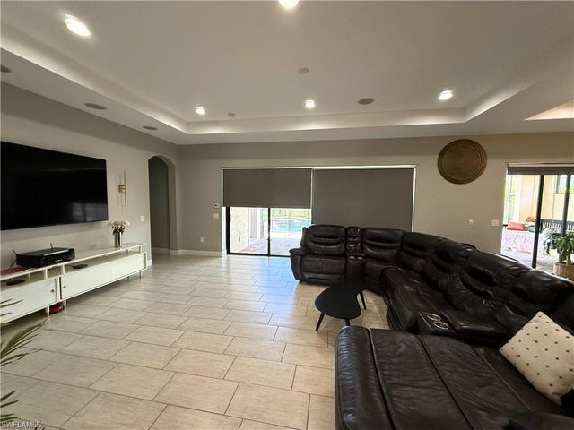 10124 Belcrest BLVD, Fort Myers, FL 33913