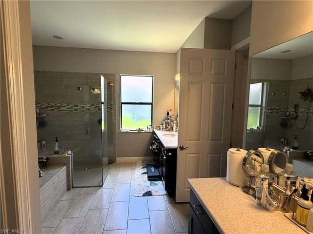 10124 Belcrest BLVD, Fort Myers, FL 33913