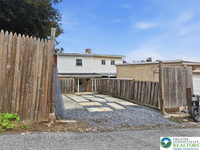 1512 East 7th Street, Bethlehem City, PA 18015