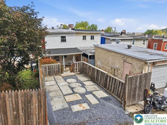 1512 East 7th Street, Bethlehem City, PA 18015
