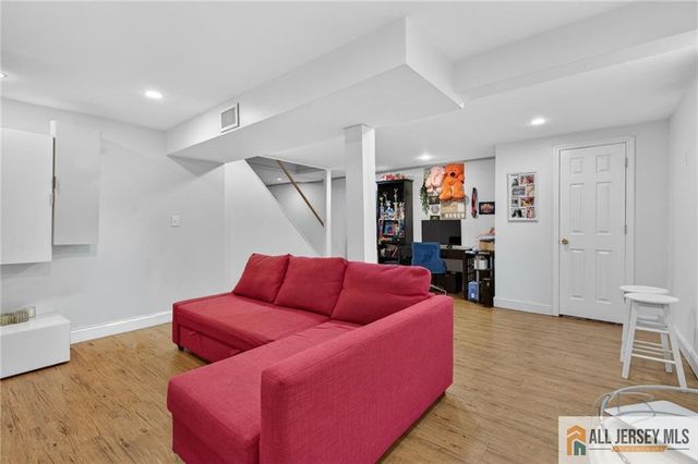 177 Midfield Road, Colonia, NJ 07067