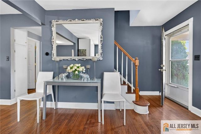 177 Midfield Road, Colonia, NJ 07067