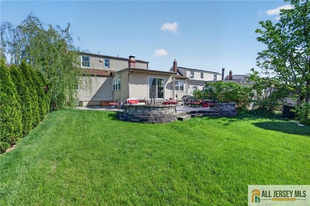 177 Midfield Road, Colonia, NJ 07067
