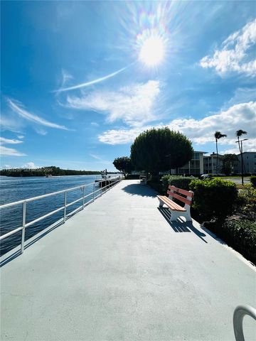 150 Horizons E 310, Boynton Beach, FL 33435