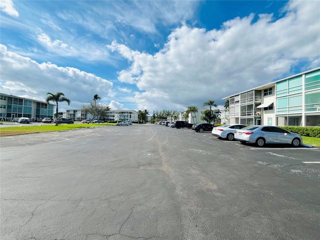 150 Horizons E 310, Boynton Beach, FL 33435