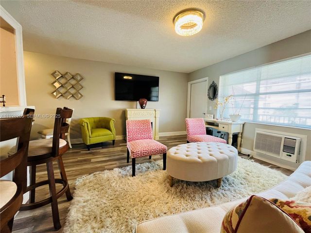 150 Horizons E 310, Boynton Beach, FL 33435