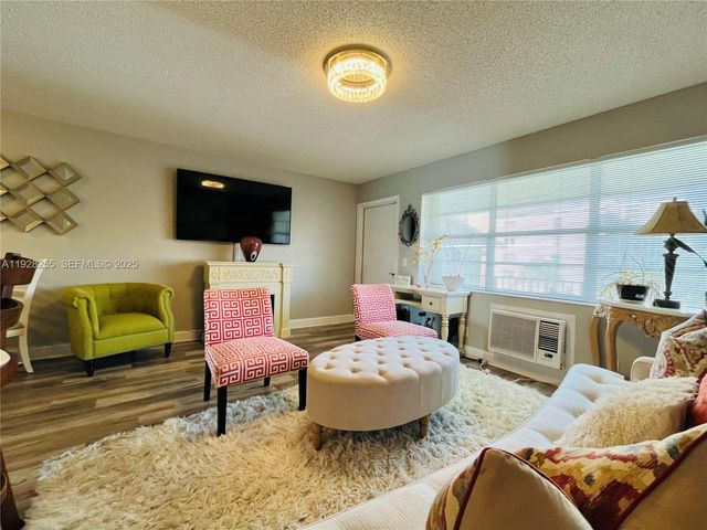 150 Horizons E 310, Boynton Beach, FL 33435