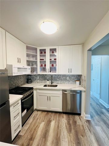 150 Horizons E 310, Boynton Beach, FL 33435