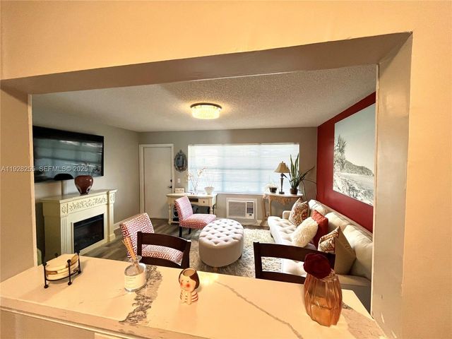 150 Horizons E 310, Boynton Beach, FL 33435