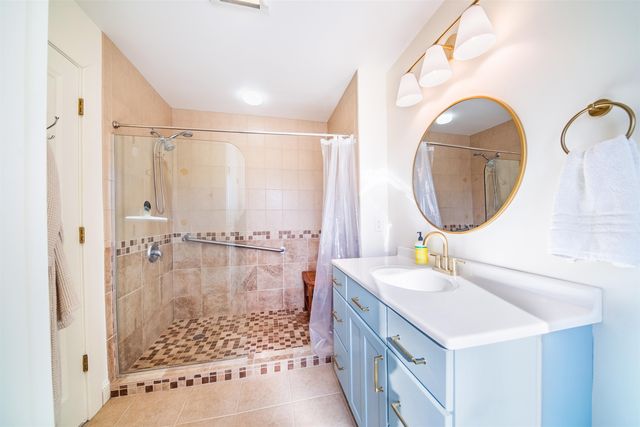 155 Crossroad C1, Waterbury, VT 05676