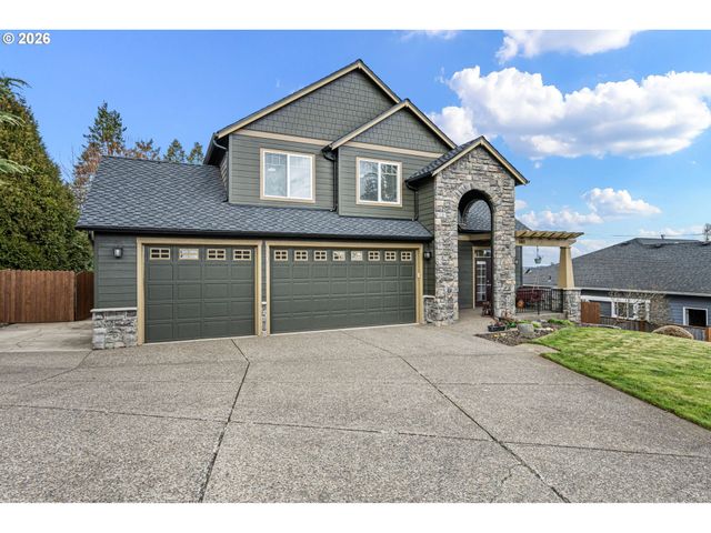 1401 RANIER Loop Nw, Salem, OR 97304