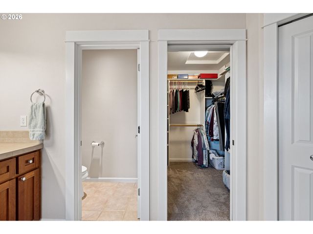 1401 RANIER Loop Nw, Salem, OR 97304