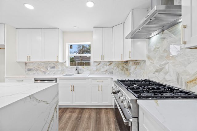 12551 Honeywood Trail, Houston, TX 77077