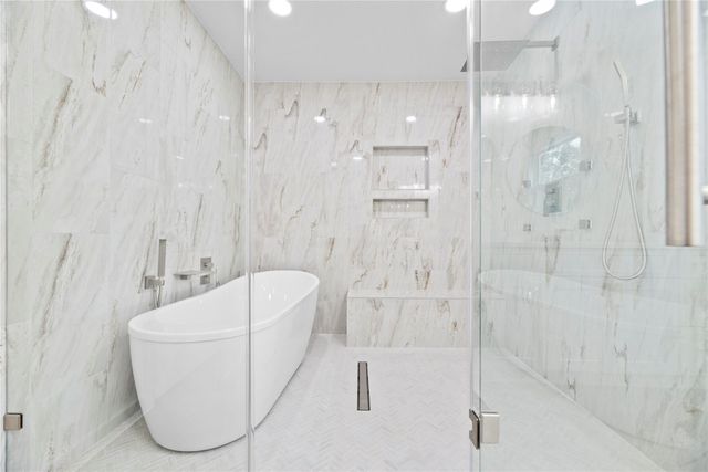 12551 Honeywood Trail, Houston, TX 77077