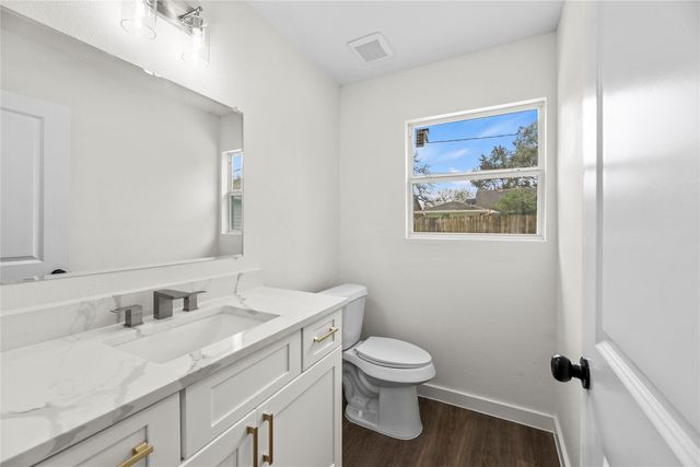 12551 Honeywood Trail, Houston, TX 77077