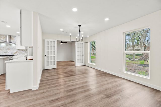 12551 Honeywood Trail, Houston, TX 77077