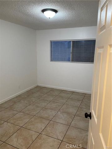 157 W Washburn, San Jacinto, CA 92583