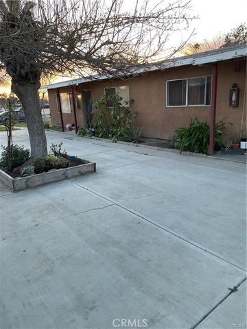 157 W Washburn, San Jacinto, CA 92583