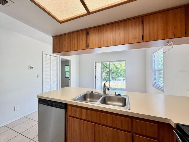 2761 62ND TERRACE N B, St Petersburg, FL 33702