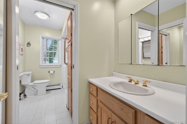 12 Spruce Court, Nanuet, NY 10954