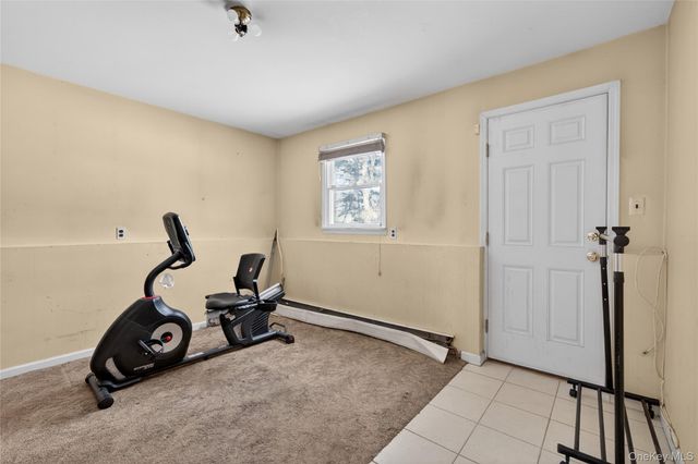 12 Spruce Court, Nanuet, NY 10954