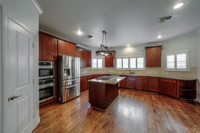 4218 Drake St B, Houston, TX 77005