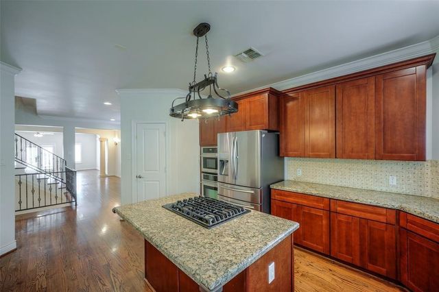 4218 Drake St B, Houston, TX 77005