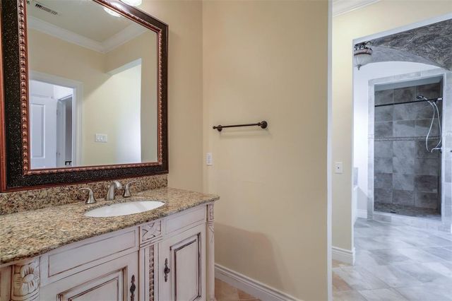 4218 Drake St B, Houston, TX 77005