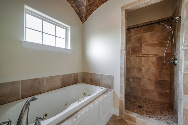 4218 Drake St B, Houston, TX 77005