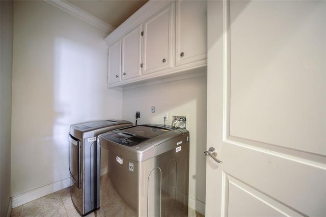 4218 Drake St B, Houston, TX 77005