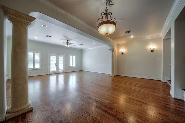 4218 Drake St B, Houston, TX 77005