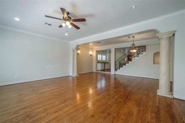 4218 Drake St B, Houston, TX 77005