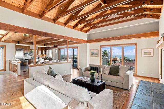 681 Buena Vista Street, Ventura, CA 93001