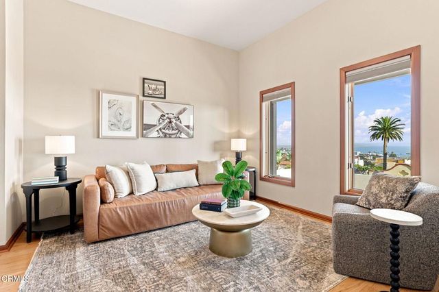 681 Buena Vista Street, Ventura, CA 93001