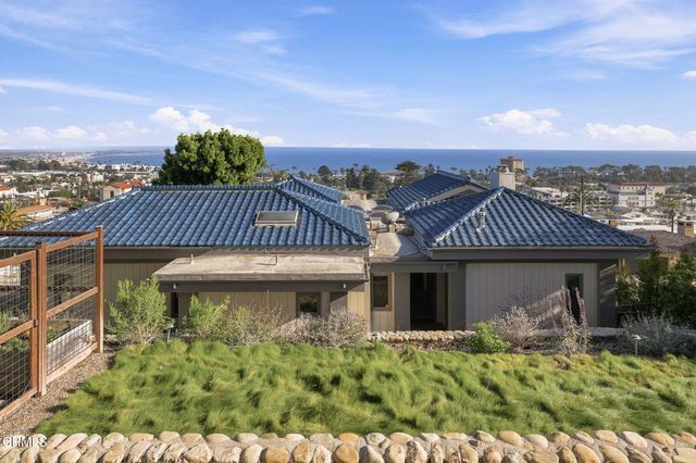 681 Buena Vista Street, Ventura, CA 93001