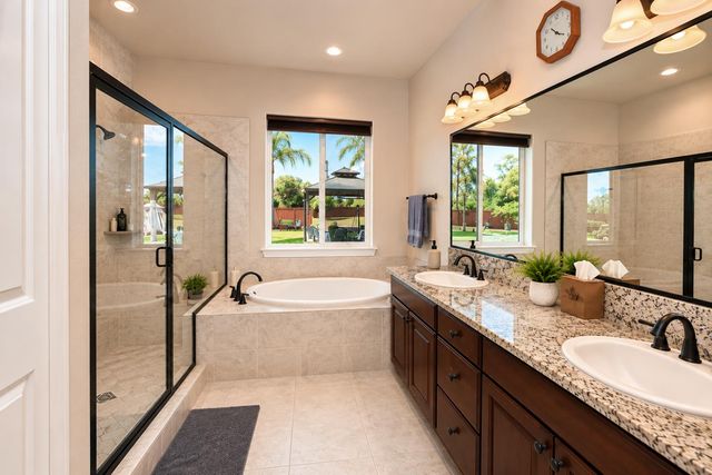 3741 N Mountain Hawk Court, Sanger, CA 93657