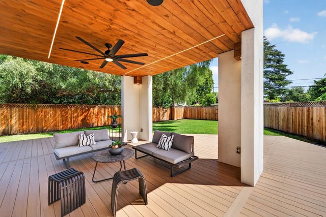 2338 Thompson Court, Mountain View, CA 94043