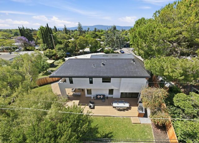 2338 Thompson Court, Mountain View, CA 94043