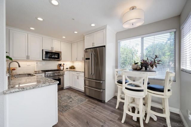 10260 Wateridge Circle 219, San Diego, CA 92121