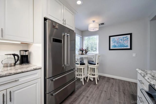 10260 Wateridge Circle 219, San Diego, CA 92121