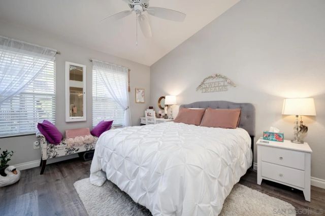 10260 Wateridge Circle 219, San Diego, CA 92121