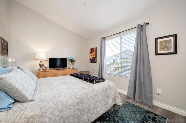 10260 Wateridge Circle 219, San Diego, CA 92121