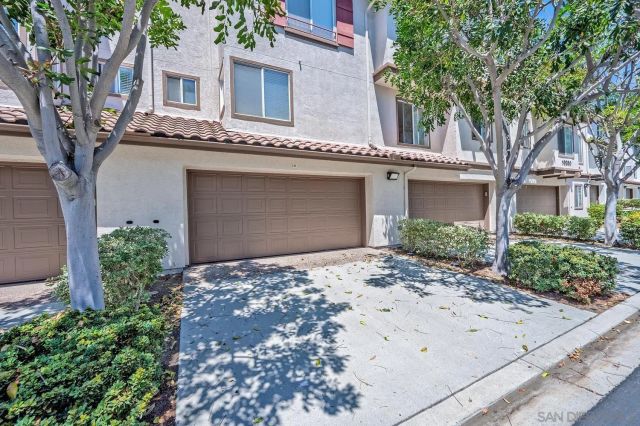 10260 Wateridge Circle 219, San Diego, CA 92121