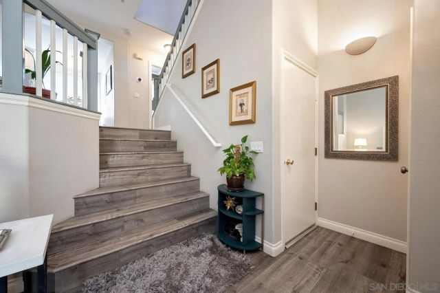 10260 Wateridge Circle 219, San Diego, CA 92121