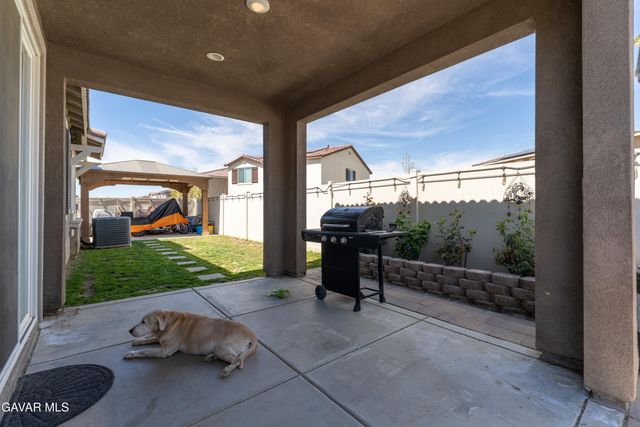 5101 W Avenue J5, Lancaster, CA 93536