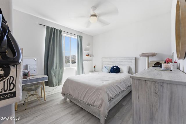 5101 W Avenue J5, Lancaster, CA 93536