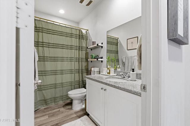 5101 W Avenue J5, Lancaster, CA 93536