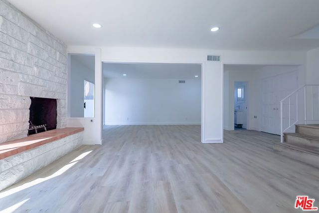 823 S Detroit Street 4, Los Angeles, CA 90036