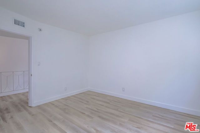 823 S Detroit Street 4, Los Angeles, CA 90036