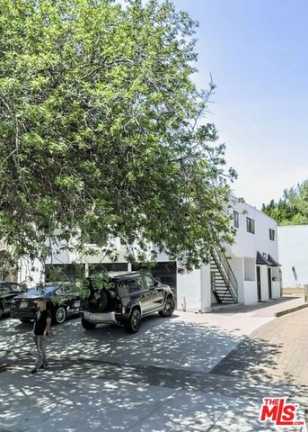823 S Detroit Street 4, Los Angeles, CA 90036